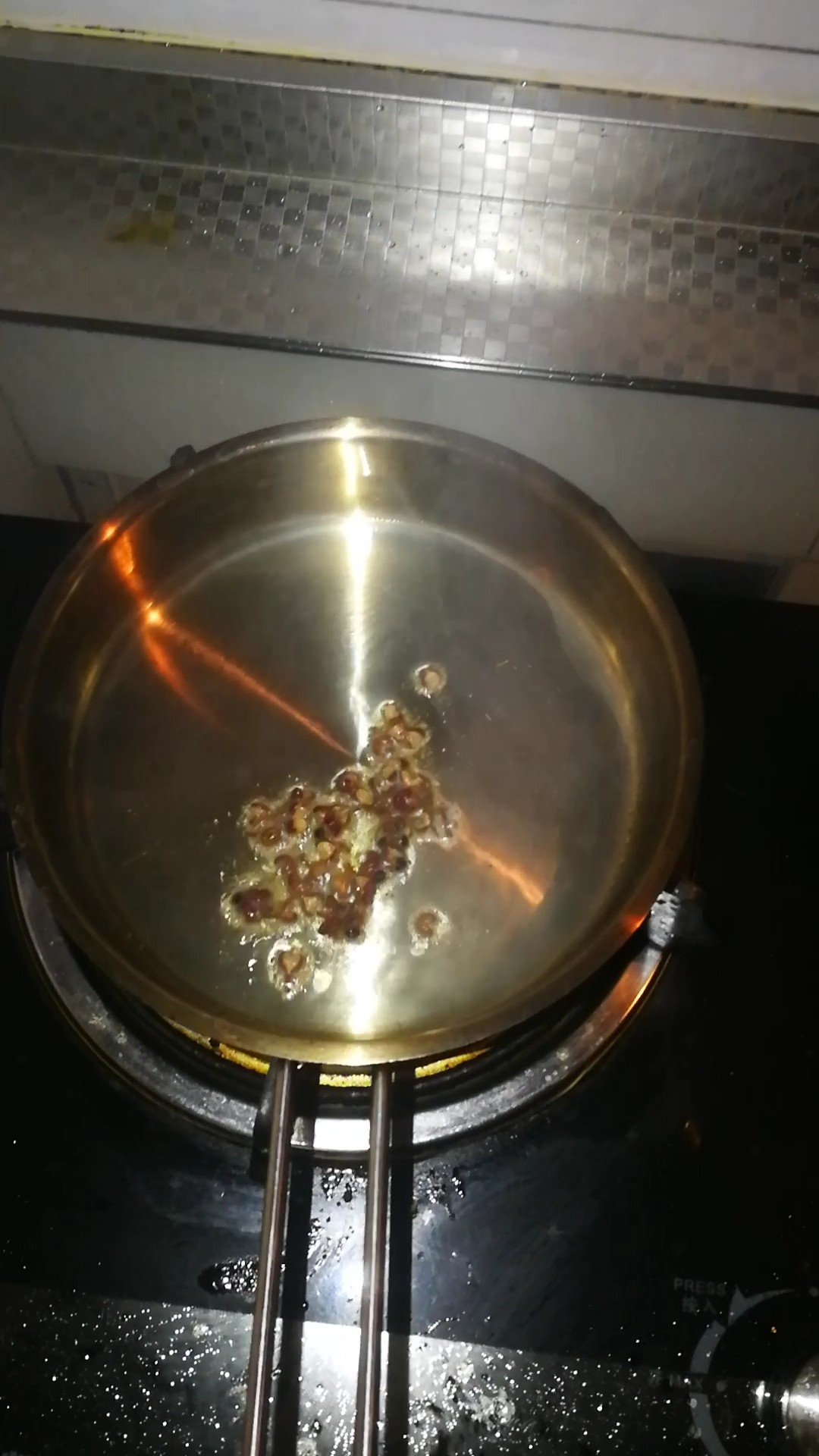 白菜心拌魚皮的做法-酸甜味拌菜譜-易網健康養(yǎng)生網 白菜心拌魚皮的做法-酸甜味拌菜譜