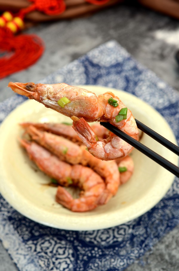 炒野生紅蝦的做法-咸鮮味炒菜譜-易網健康養生網 炒野生紅蝦的做法-咸鮮味炒菜譜