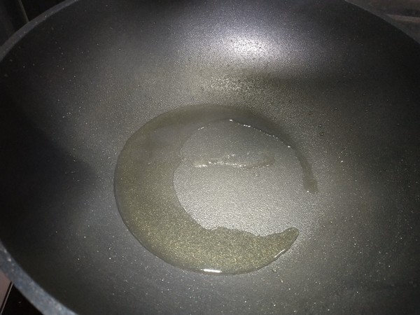 黃瓜炒麻辣香腸的做法-家常味炒菜譜-易網健康養生網 黃瓜炒麻辣香腸的做法-家常味炒菜譜