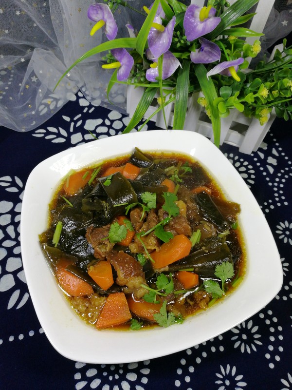 牛筋燉海帶扣的做法-家常味燉菜譜-易網健康養生網 牛筋燉海帶扣的做法-家常味燉菜譜