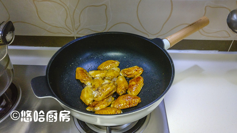 紅燒雞翅中的做法-家常味燒菜譜-易網健康養生網 紅燒雞翅中的做法-家常味燒菜譜