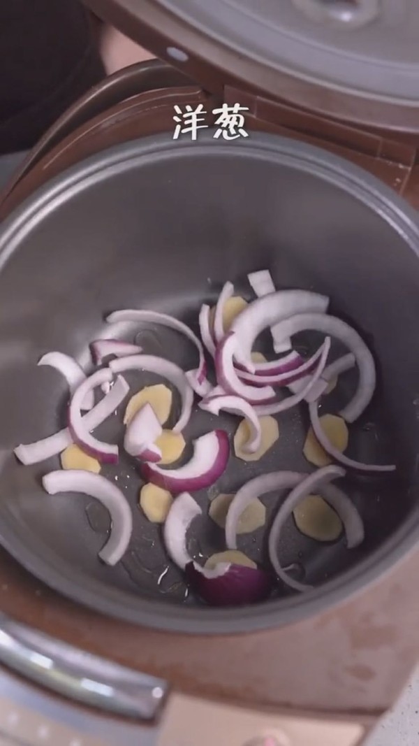 奧爾良燉魚的做法-咸鮮味燉菜譜-易網健康養生網 奧爾良燉魚的做法-咸鮮味燉菜譜