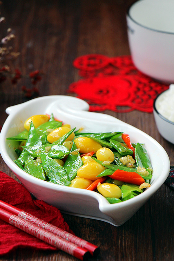 白果荷蘭豆的做法-家常味炒菜譜