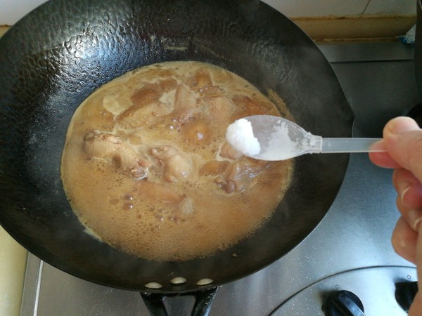 啤酒燉雞翅的做法-家常味燉菜譜