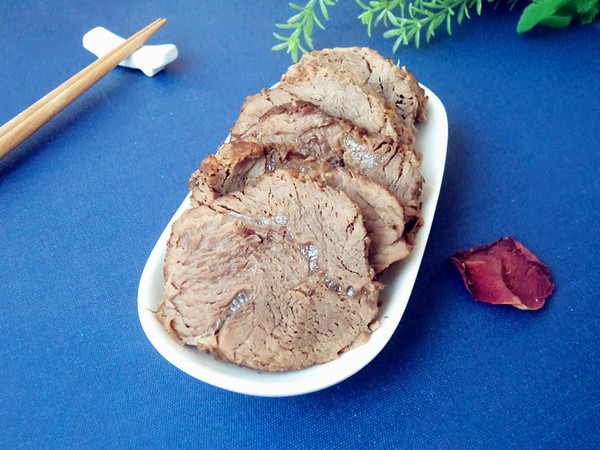 醬牛肉的做法-咸鮮味醬菜譜-易網健康養生網 醬牛肉的做法-咸鮮味醬菜譜