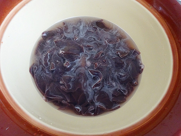 小炒羊肝的做法-咸鮮味炒菜譜