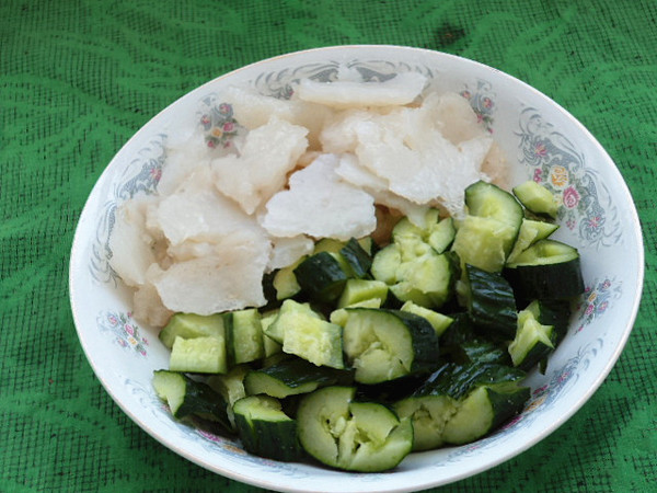 涼皮拌黃瓜的做法-酸甜味拌菜譜