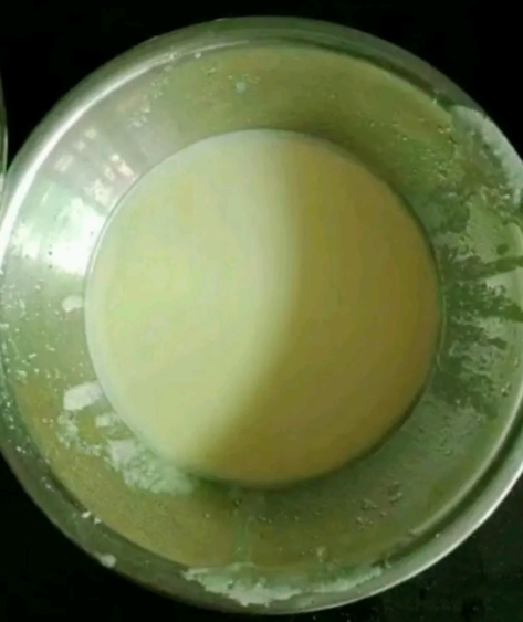 電飯煲雞蛋餅的做法-家常味煎菜譜-易網健康養生網 電飯煲雞蛋餅的做法-家常味煎菜譜