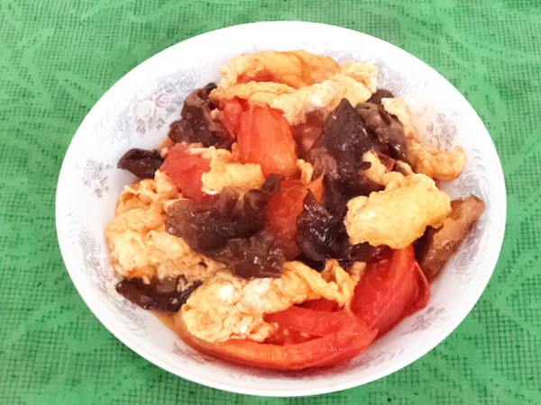 番茄木耳炒雞蛋的做法-家常味炒菜譜-易網健康養生網 番茄木耳炒雞蛋的做法-家常味炒菜譜