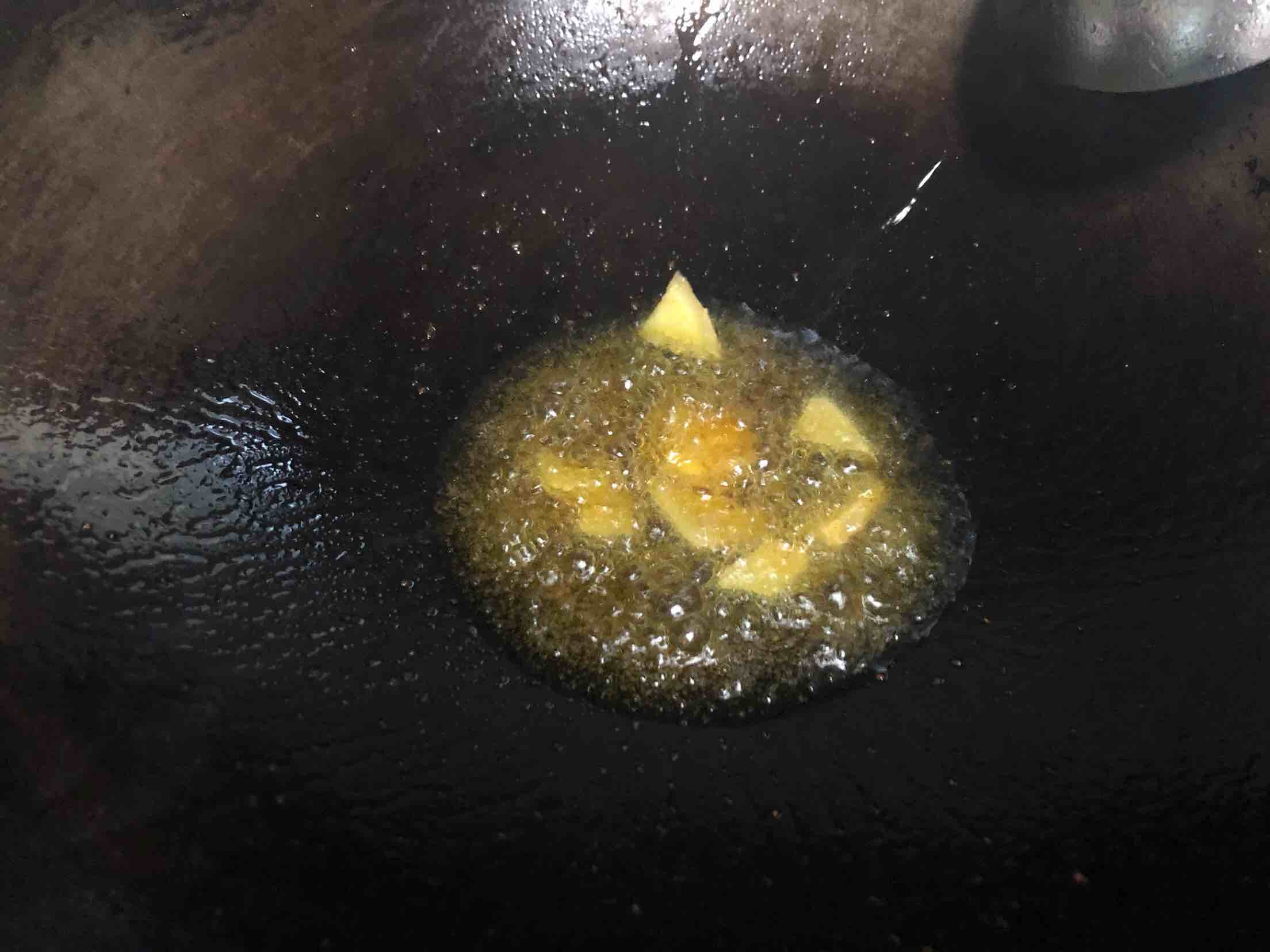 炒芹菜的做法-家常味炒菜譜-易網(wǎng)健康養(yǎng)生網(wǎng) 炒芹菜的做法-家常味炒菜譜