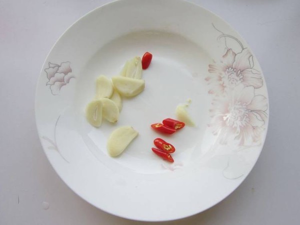 茼蒿炒雞蛋的做法-家常味炒菜譜