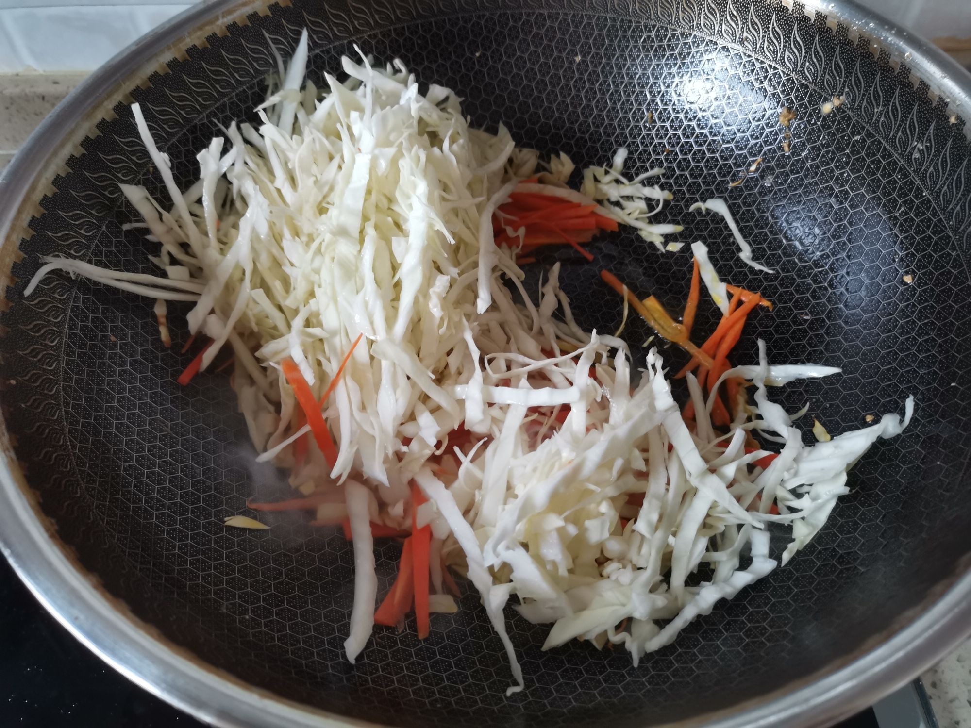 包菜粉絲炒雞蛋的做法-咸鮮味炒菜譜-易網健康養生網 包菜粉絲炒雞蛋的做法-咸鮮味炒菜譜