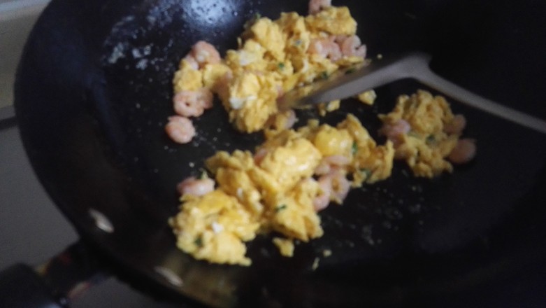 雞蛋炒蝦仁的做法-咸鮮味炒菜譜-易網(wǎng)健康養(yǎng)生網(wǎng) 雞蛋炒蝦仁的做法-咸鮮味炒菜譜