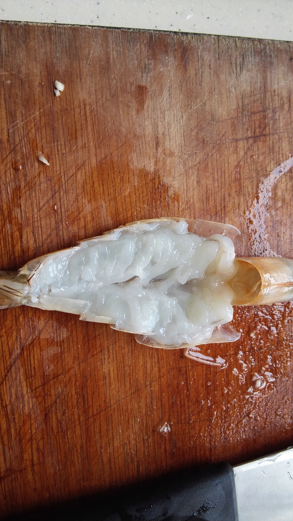 粉絲蒸大蝦的做法-咸鮮味蒸菜譜