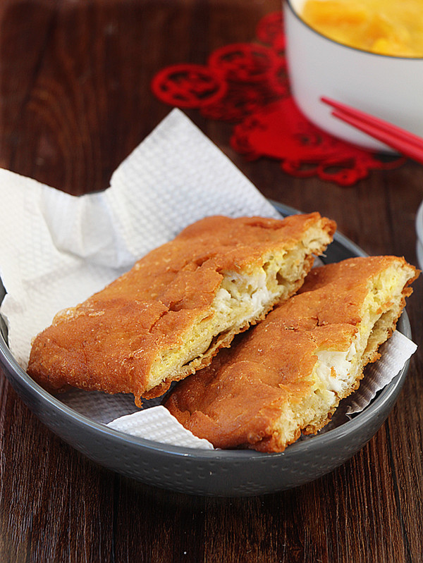 炸荷包蛋的做法-家常味炸菜譜-易網(wǎng)健康養(yǎng)生網(wǎng) 炸荷包蛋的做法-家常味炸菜譜