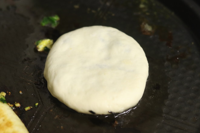 韭菜雞蛋餅的做法-家常味煎菜譜-易網健康養生網 韭菜雞蛋餅的做法-家常味煎菜譜