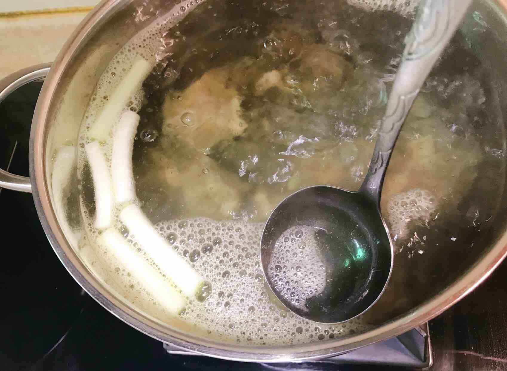 牛尾骨燉蘿卜的做法-家常味燉菜譜-易網健康養生網 牛尾骨燉蘿卜的做法-家常味燉菜譜