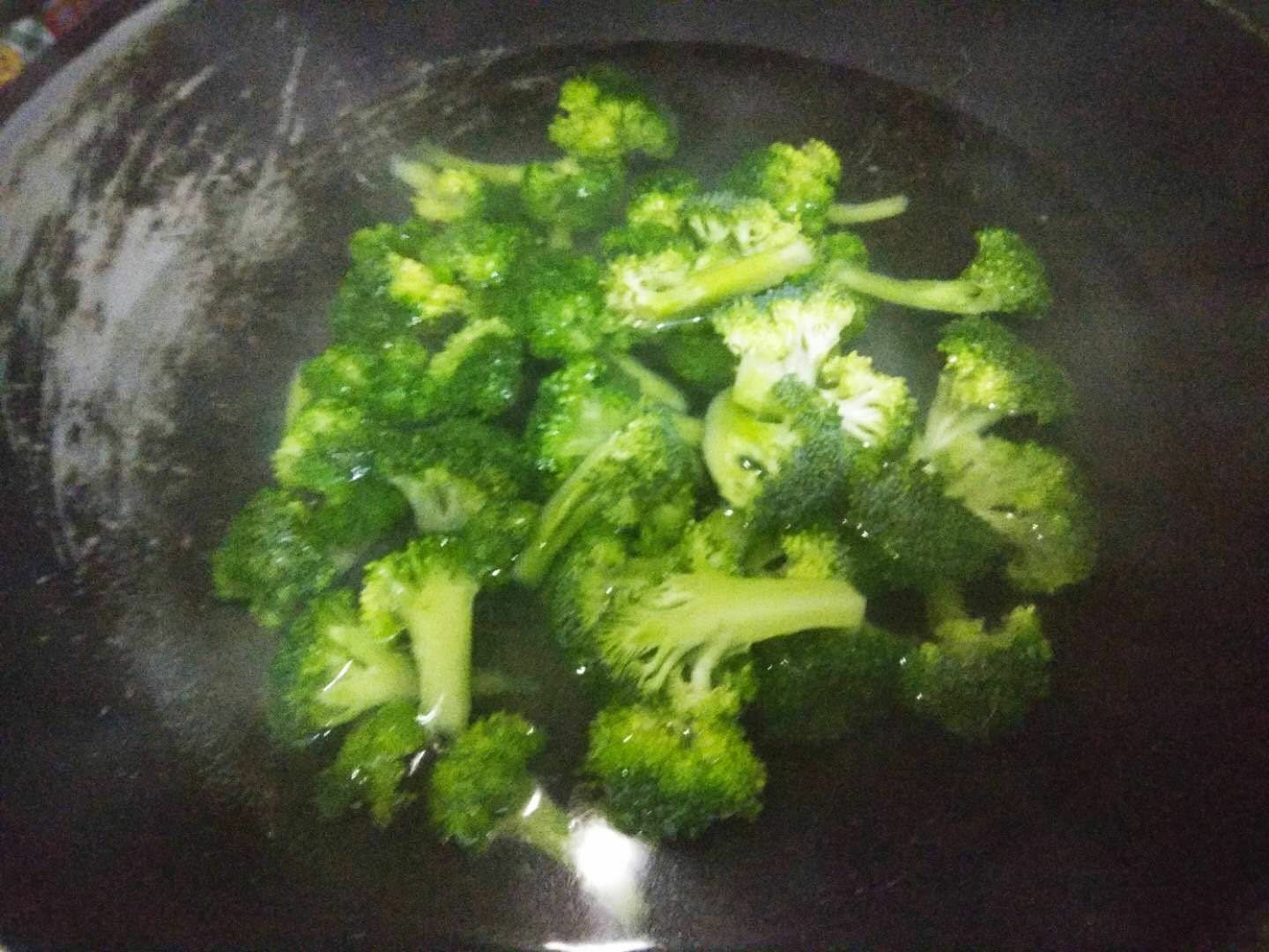 麻醬西蘭花的做法-麻醬味其它工藝菜譜-易網健康養生網 麻醬西蘭花的做法-麻醬味其它工藝菜譜