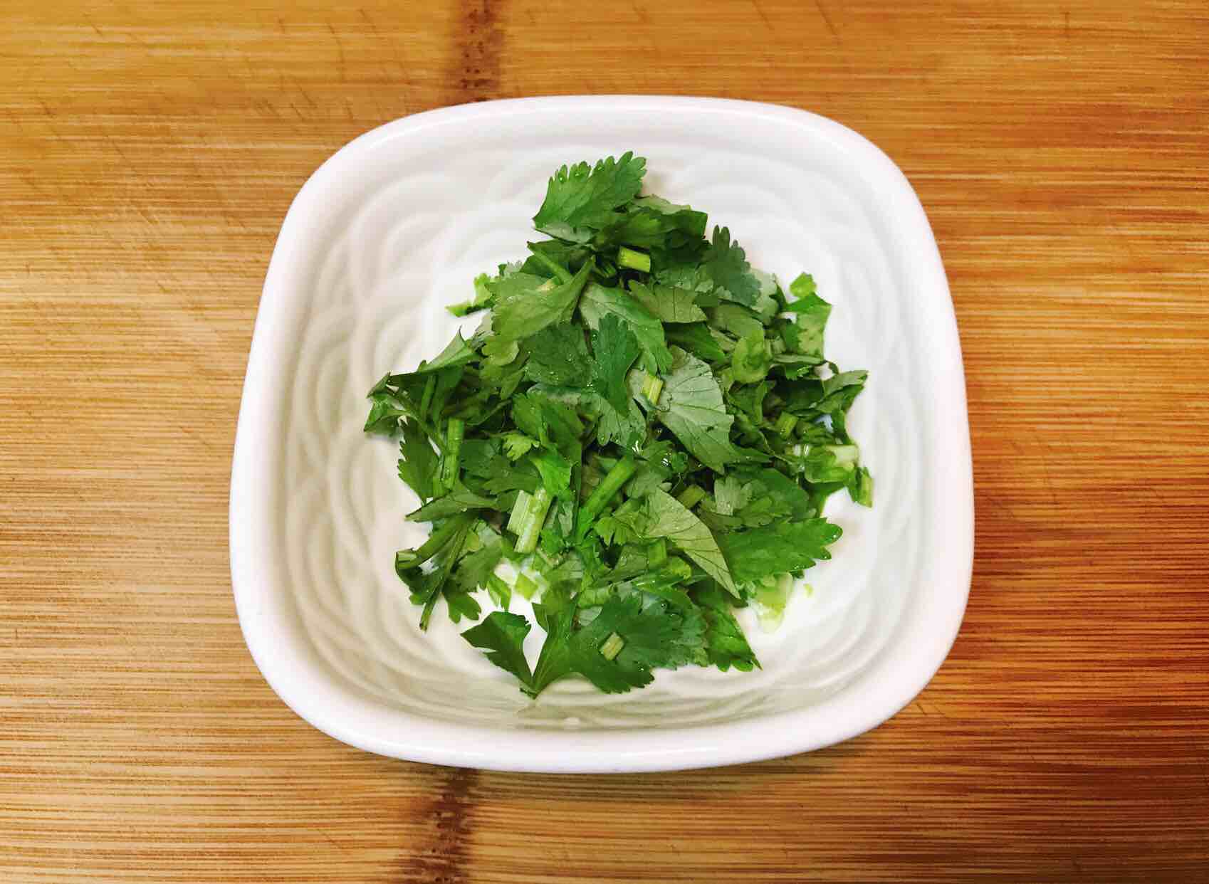 牛尾骨燉蘿卜的做法-家常味燉菜譜-易網健康養生網 牛尾骨燉蘿卜的做法-家常味燉菜譜