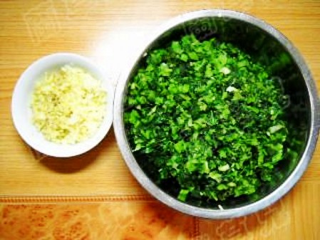 雪菜餡餅的做法-家常味煎菜譜-易網健康養生網 雪菜餡餅的做法-家常味煎菜譜