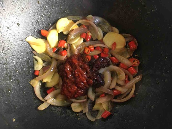 鹵鴨翅的做法-香辣味鹵菜譜