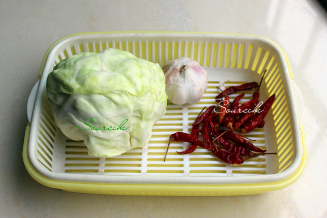 干鍋包菜的做法-麻辣味炒菜譜-易網<a href=http://www.jsjjzhkt.cn/ target=_blank class=infotextkey>健康養生</a>網 干鍋包菜的做法-麻辣味炒菜譜