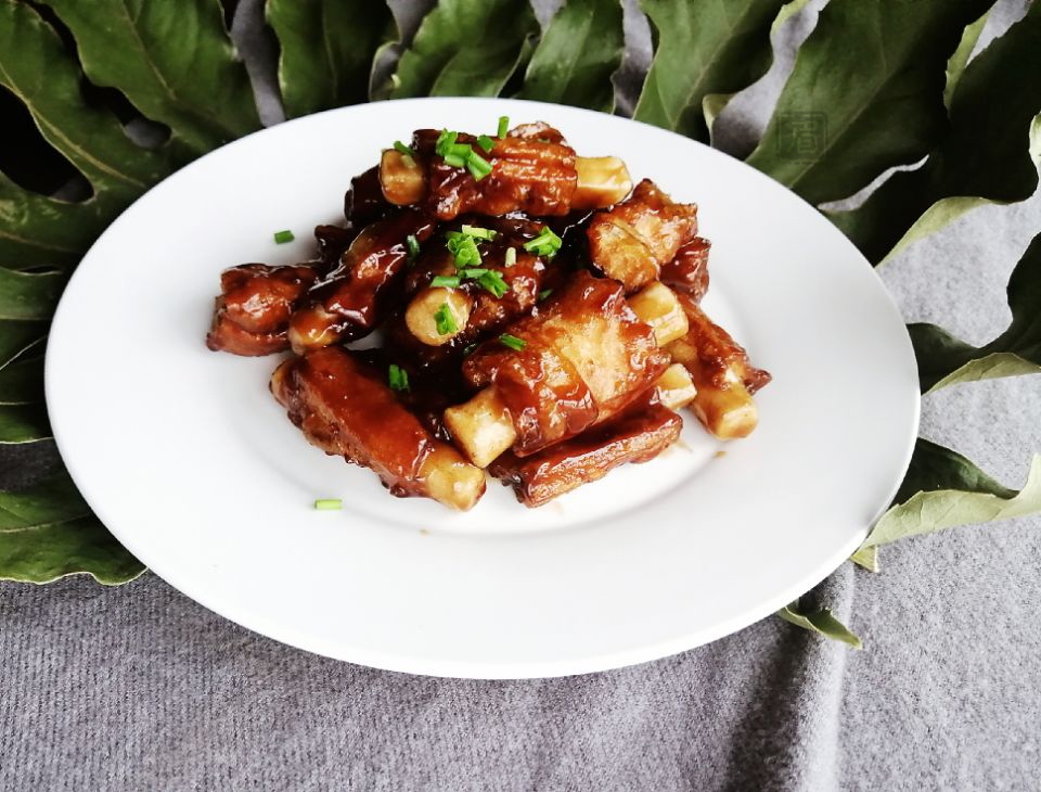 糖醋素排骨的做法-酸甜味炸菜譜-易網(wǎng)健康養(yǎng)生網(wǎng) 糖醋素排骨的做法-酸甜味炸菜譜