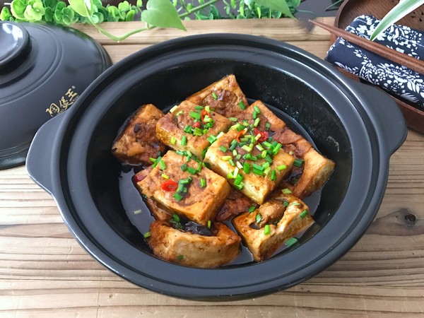 豆腐釀肉煲的做法-咸鮮味燉菜譜-易網健康養生網 豆腐釀肉煲的做法-咸鮮味燉菜譜