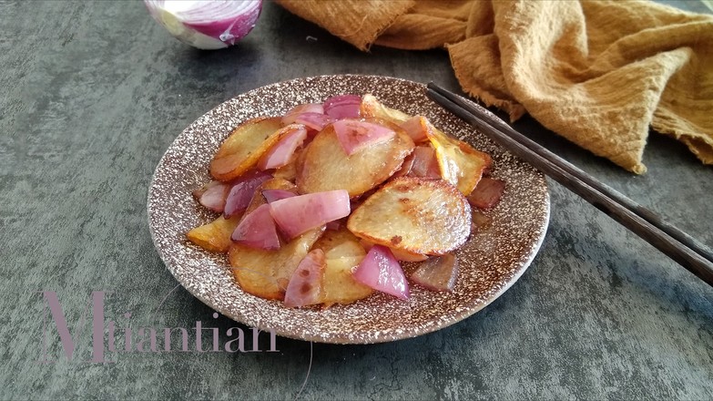 孜然洋蔥土豆片的做法-家常味炒菜譜-易網(wǎng)健康養(yǎng)生網(wǎng) 孜然洋蔥土豆片的做法-家常味炒菜譜