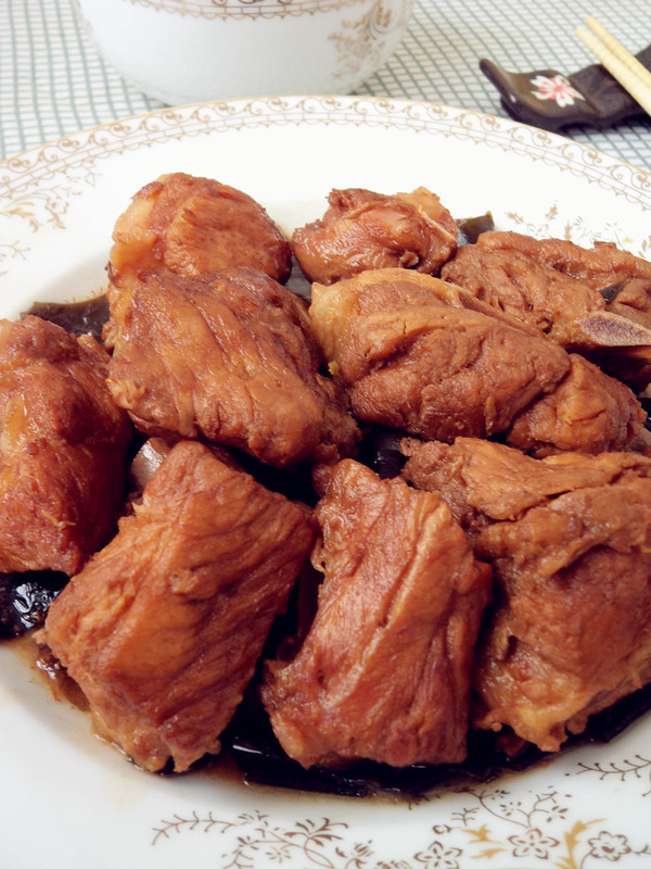 回鍋排骨燴海帶的做法-咸鮮味燴菜譜-易網健康養生網 回鍋排骨燴海帶的做法-咸鮮味燴菜譜