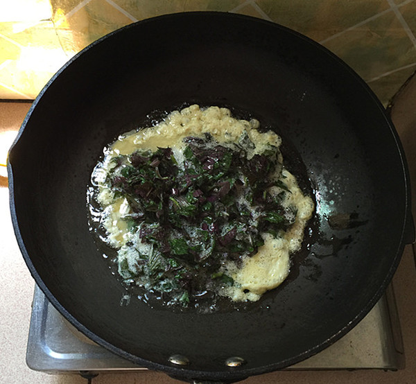 紫蘇煎雞蛋的做法-家常味煎菜譜