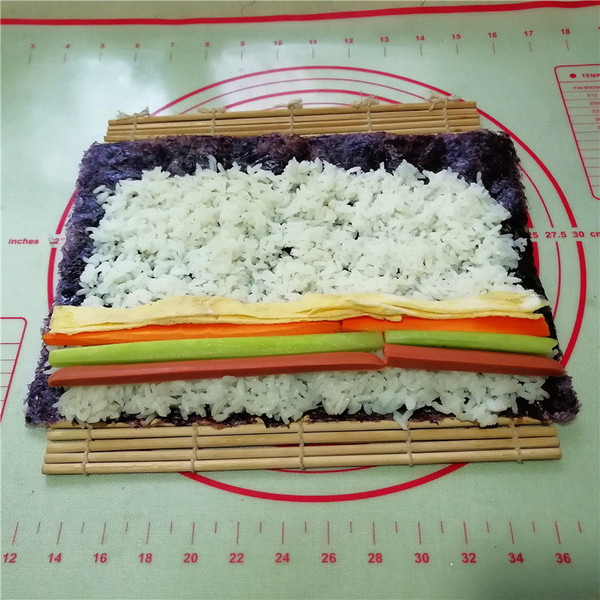 紫菜包飯的做法-家常味其它工藝菜譜-易網健康養生網 紫菜包飯的做法-家常味其它工藝菜譜