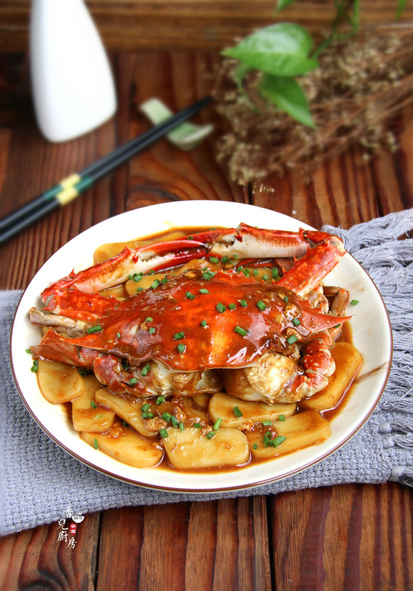 梭子蟹炒年糕的做法-咸鮮味炒菜譜