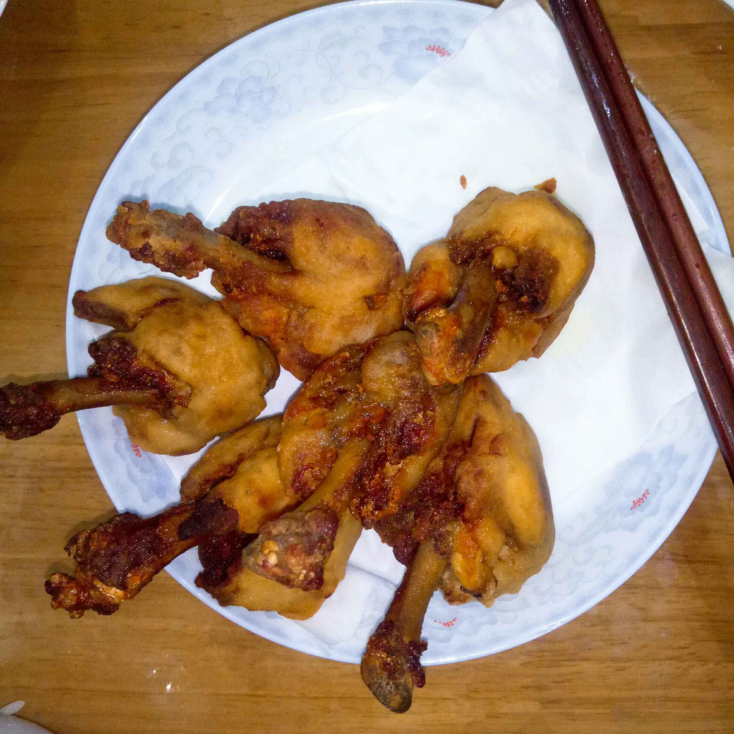 炸雞版雞翅根的做法-咸鮮味炸菜譜-易網(wǎng)健康養(yǎng)生網(wǎng) 炸雞版雞翅根的做法-咸鮮味炸菜譜