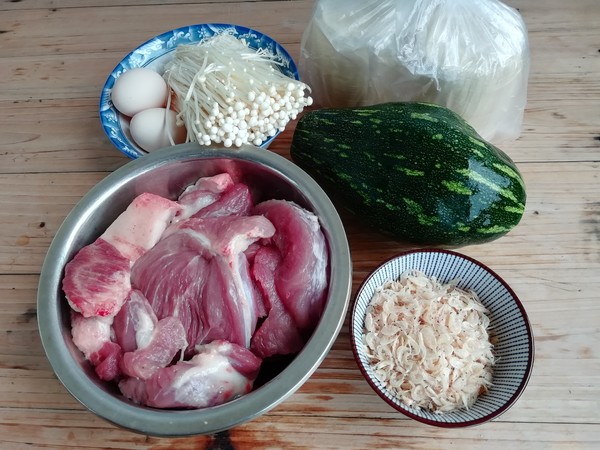 金針南瓜豬肉餡餃子的做法-家常味煮菜譜