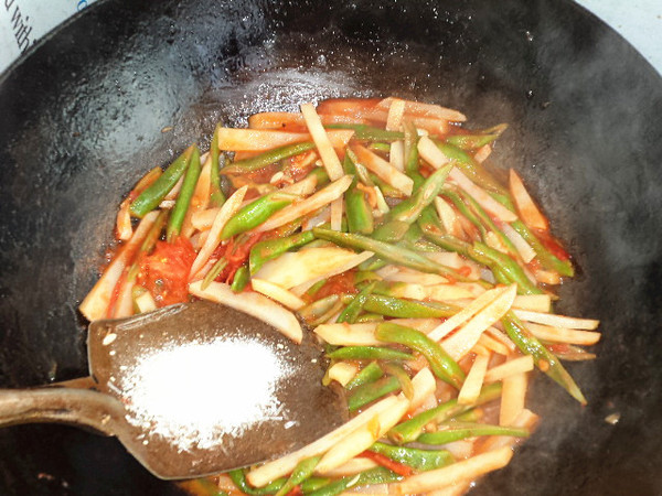 番茄炒雙豆的做法-家常味炒菜譜-易網(wǎng)健康養(yǎng)生網(wǎng) 番茄炒雙豆的做法-家常味炒菜譜