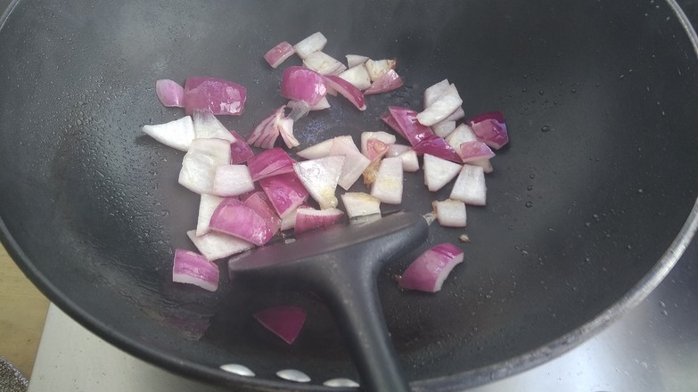 孜然洋蔥土豆片的做法-家常味炒菜譜-易網(wǎng)健康養(yǎng)生網(wǎng) 孜然洋蔥土豆片的做法-家常味炒菜譜