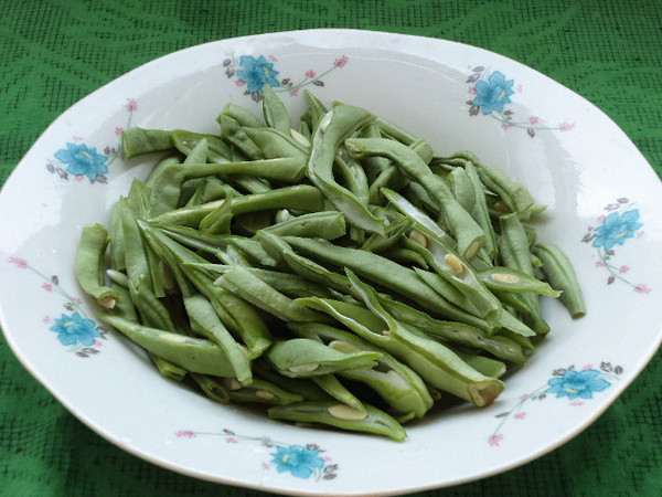 番茄炒雙豆的做法-家常味炒菜譜-易網(wǎng)健康養(yǎng)生網(wǎng) 番茄炒雙豆的做法-家常味炒菜譜