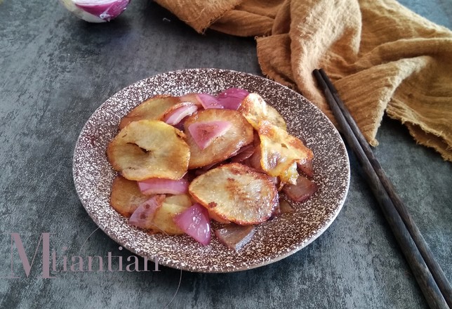 孜然洋蔥土豆片的做法-家常味炒菜譜-易網(wǎng)健康養(yǎng)生網(wǎng) 孜然洋蔥土豆片的做法-家常味炒菜譜