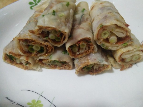 香辣醬肉松卷餅的做法-咸鮮味煎菜譜