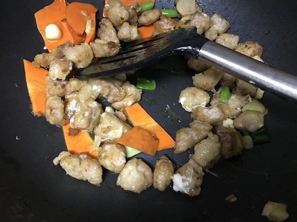 糖醋版溜肉段的做法-酸甜味熘菜譜-易網健康養生網 糖醋版溜肉段的做法-酸甜味熘菜譜