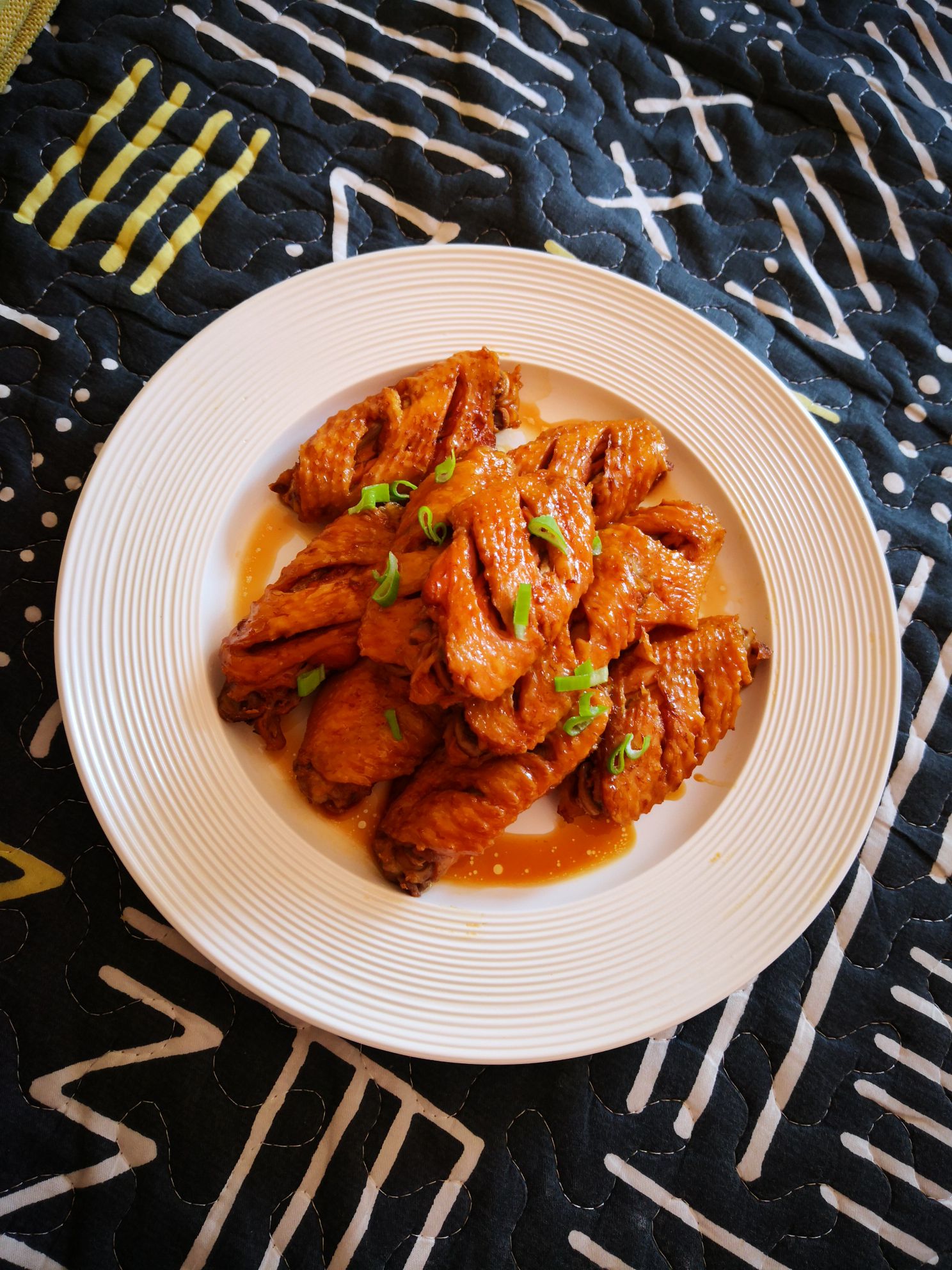 可口醬香雞翅的做法-其它口味醬菜譜-易網健康養生網 可口醬香雞翅的做法-其它口味醬菜譜