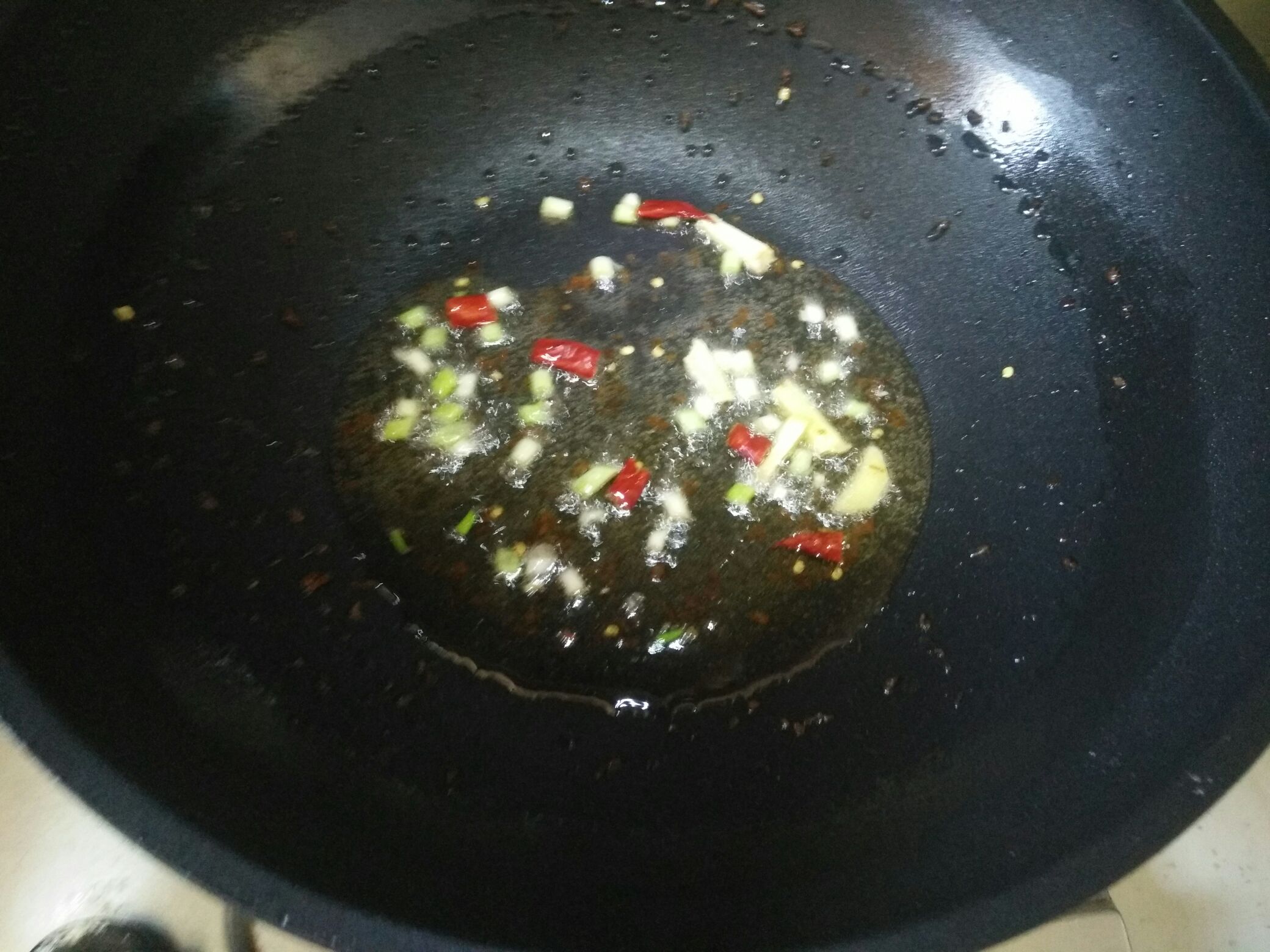 醬燜大黃花的做法-家常味燉菜譜-易網健康養生網 醬燜大黃花的做法-家常味燉菜譜