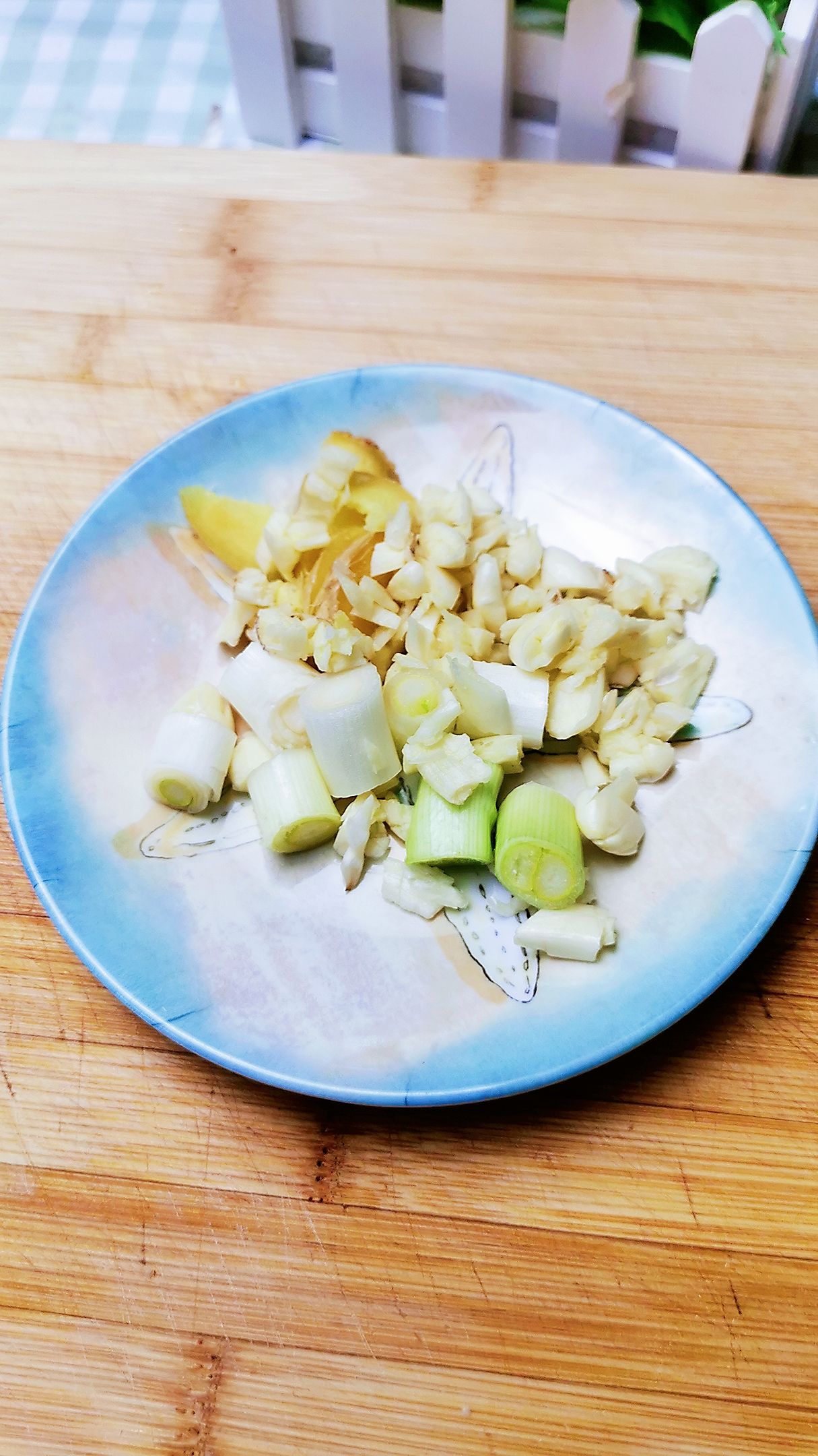 辣炒杏鮑菇的做法-香辣味炒菜譜-易網(wǎng)健康養(yǎng)生網(wǎng) 辣炒杏鮑菇的做法-香辣味炒菜譜