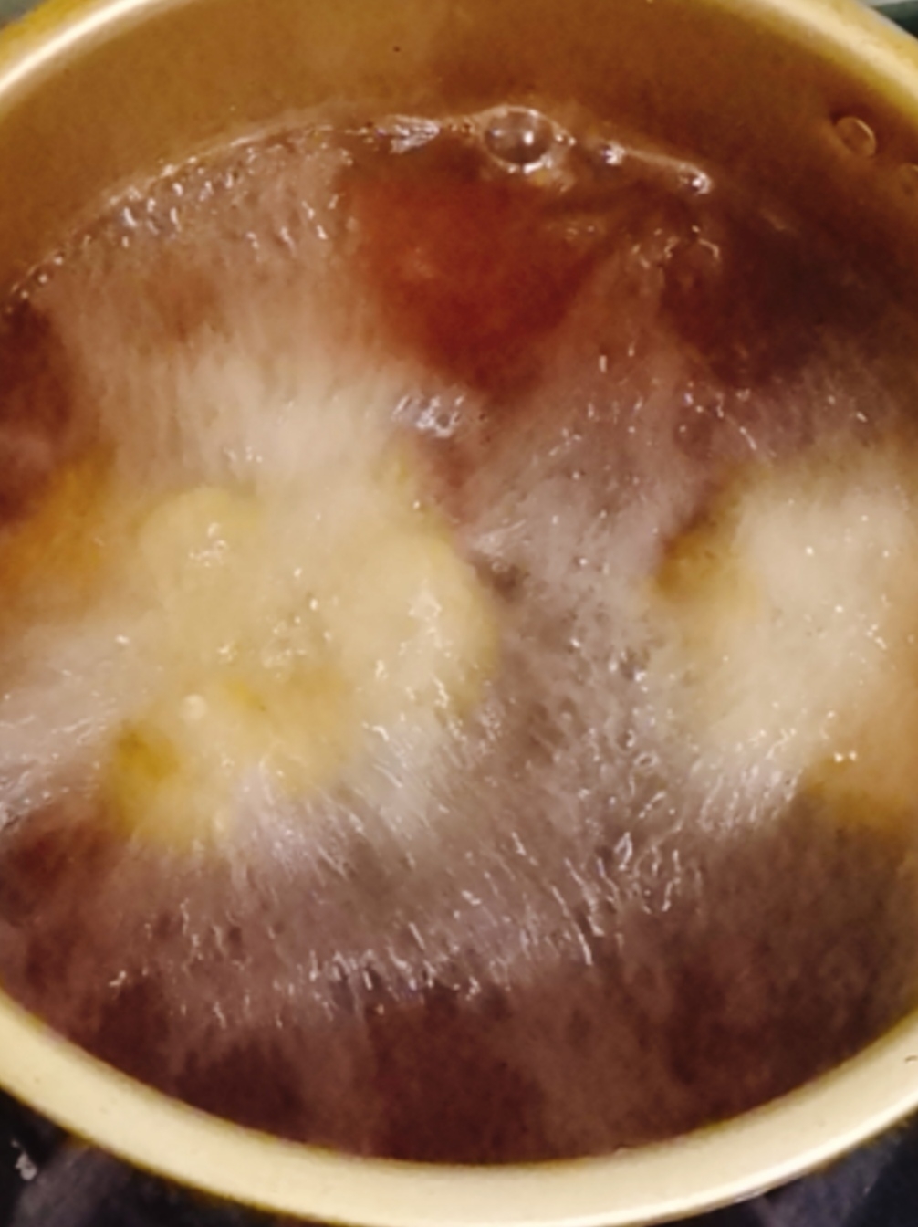 紅燒帶魚的做法-咸鮮味炸菜譜