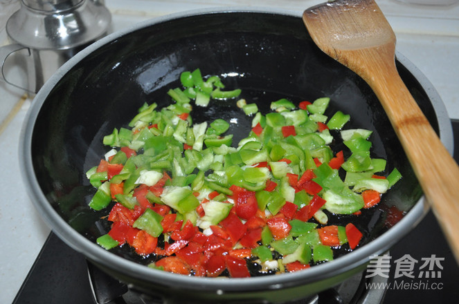 咖喱菌粉黃金炒飯的做法-咖喱味炒菜譜