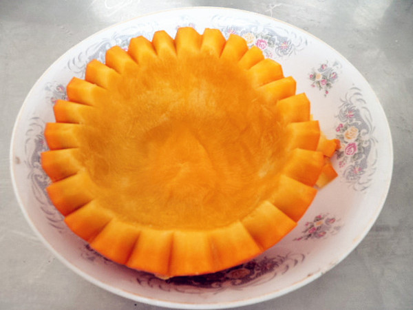 洞庭魚蒸南瓜的做法-咸鮮味蒸菜譜-易網健康養生網 洞庭魚蒸南瓜的做法-咸鮮味蒸菜譜