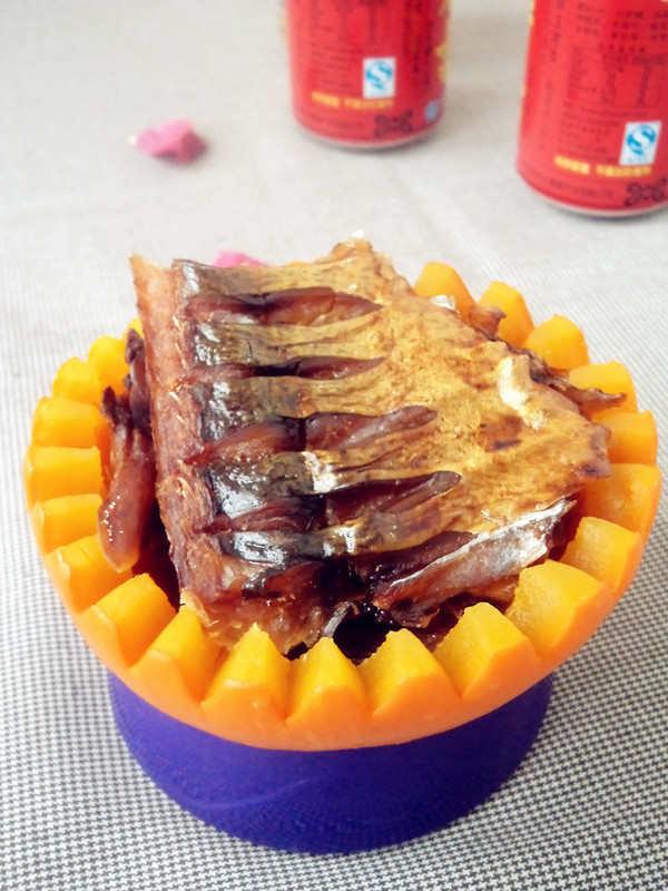 洞庭魚蒸南瓜的做法-咸鮮味蒸菜譜-易網健康養生網 洞庭魚蒸南瓜的做法-咸鮮味蒸菜譜