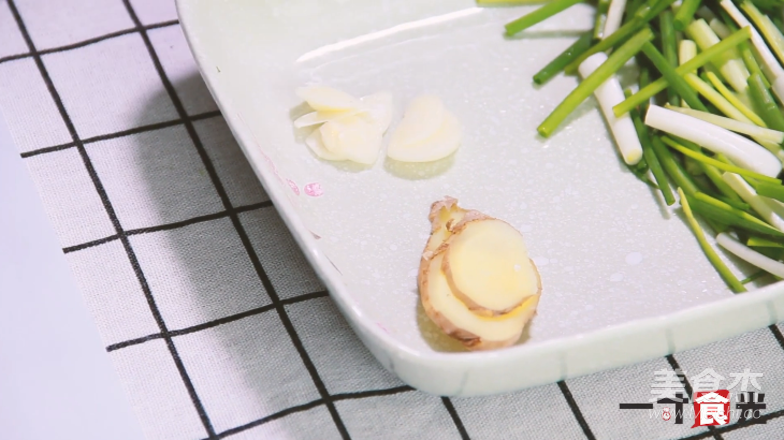 辣炒蟶子燒豆腐的做法-香辣味炒菜譜-易網健康養(yǎng)生網 辣炒蟶子燒豆腐的做法-香辣味炒菜譜