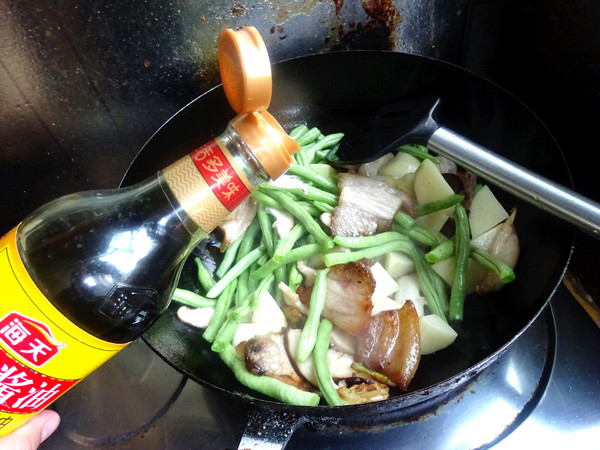 家常燉菜的做法-咸鮮味燉菜譜